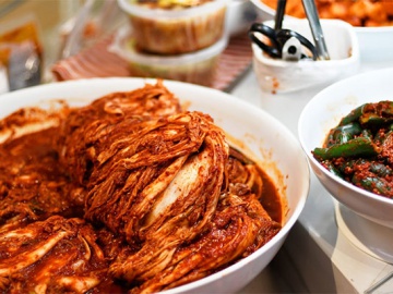 Korean Kimchi Exports Hit Record High in 2023