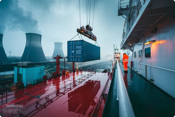 機(jī)械裝備出口通關(guān)必備：專業(yè)代理如何化解三大核心痛點(diǎn)