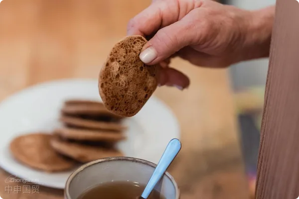 法國(guó)餅干進(jìn)口全流程代理服務(wù)：專業(yè)單證與物流解決方案解析
